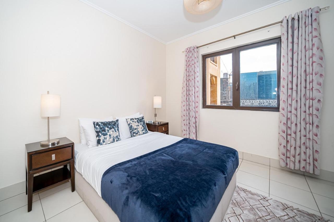 Higuests - Spacious Apt With Private Balcony In Old Town Дубай Экстерьер фото
